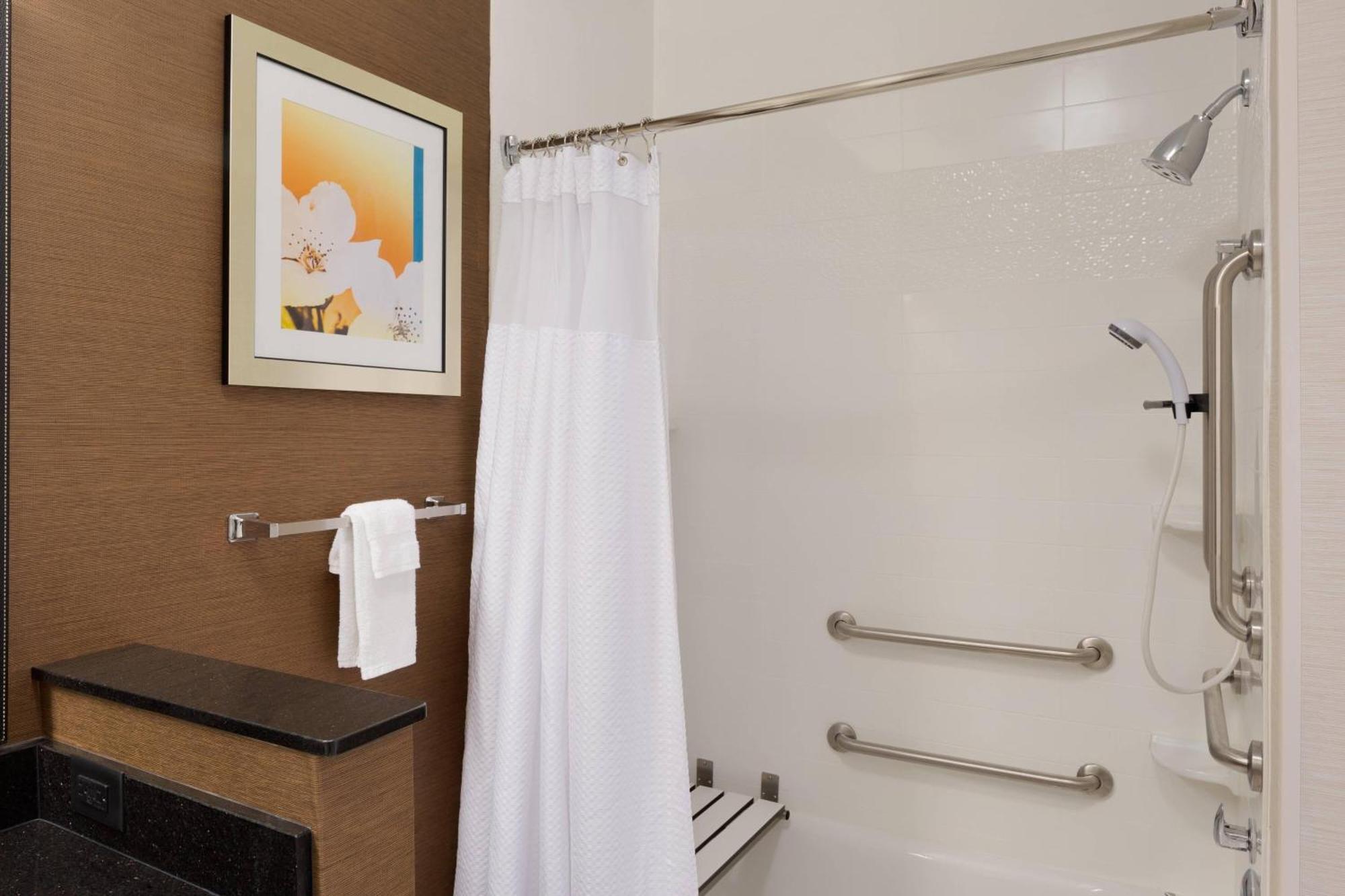 Fairfield Inn & Suites Youngstown Boardman Poland Esterno foto
