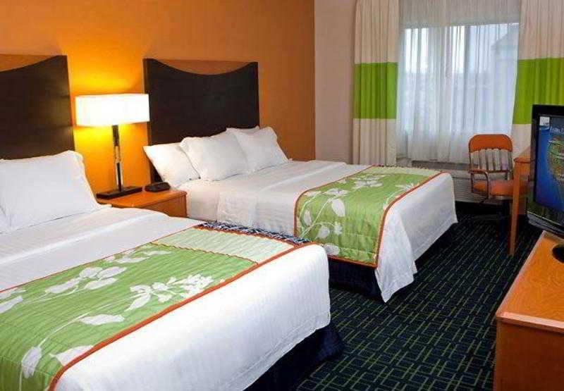 Fairfield Inn & Suites Youngstown Boardman Poland Camera foto